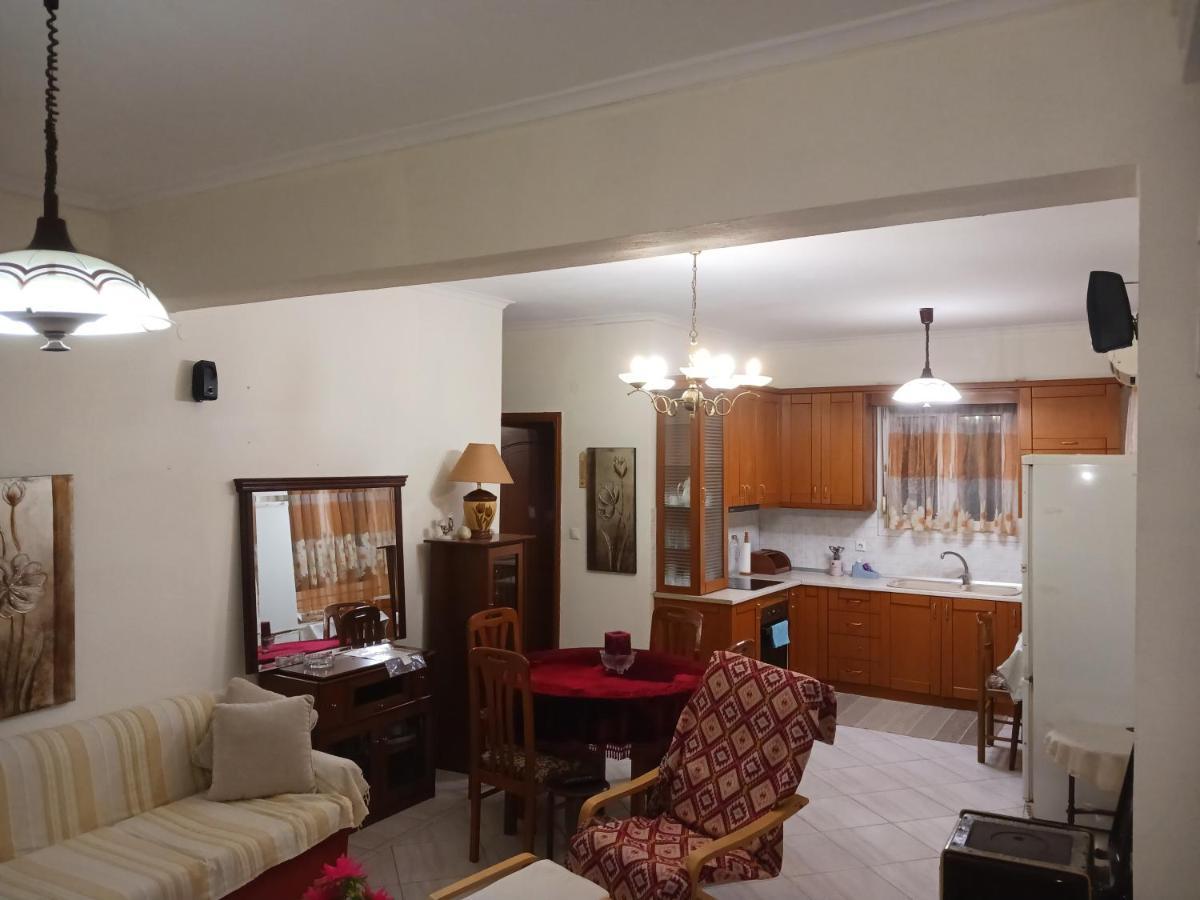 Apartment Marios Soufli Ευρύχωρη Γκαρσονιέρα, 60M2 Στο Κέντρο Souflíon Eksteriør billede
